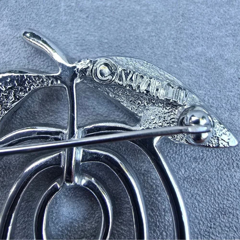 Vintage Sarah Coventry Silver Tone Apple Brooch Pin Textured Fruit Design